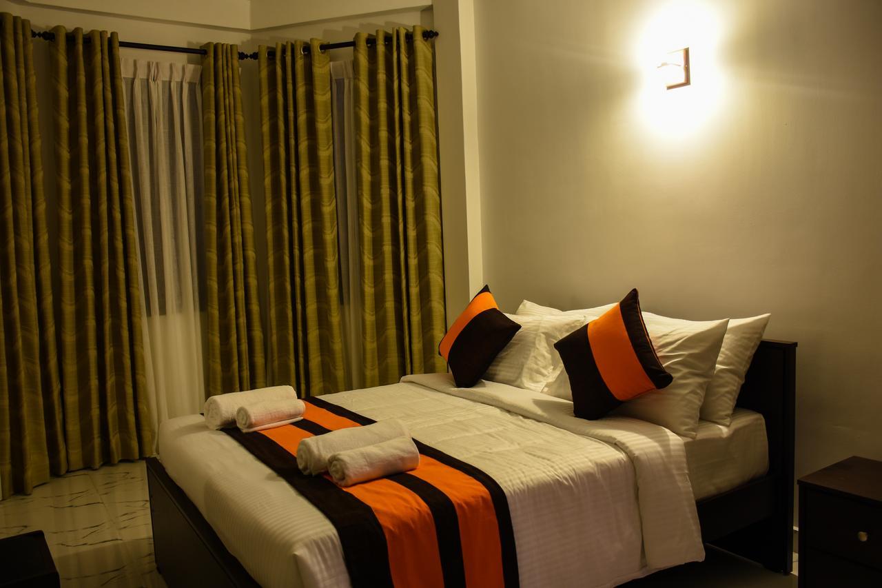 Ocean Glory Hotel Ettukala Eksteriør billede